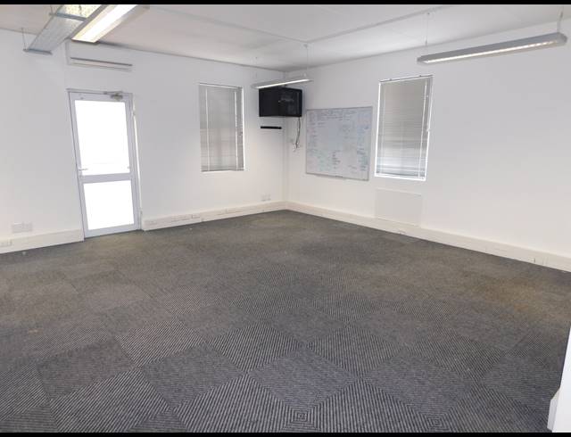 119M² OFFICE RENTED IN WESTLAKE